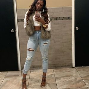 Meet your Posher, Jeanette